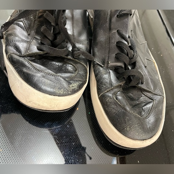 Golden Goose StarDan Sneakers - Picture 2 of 9